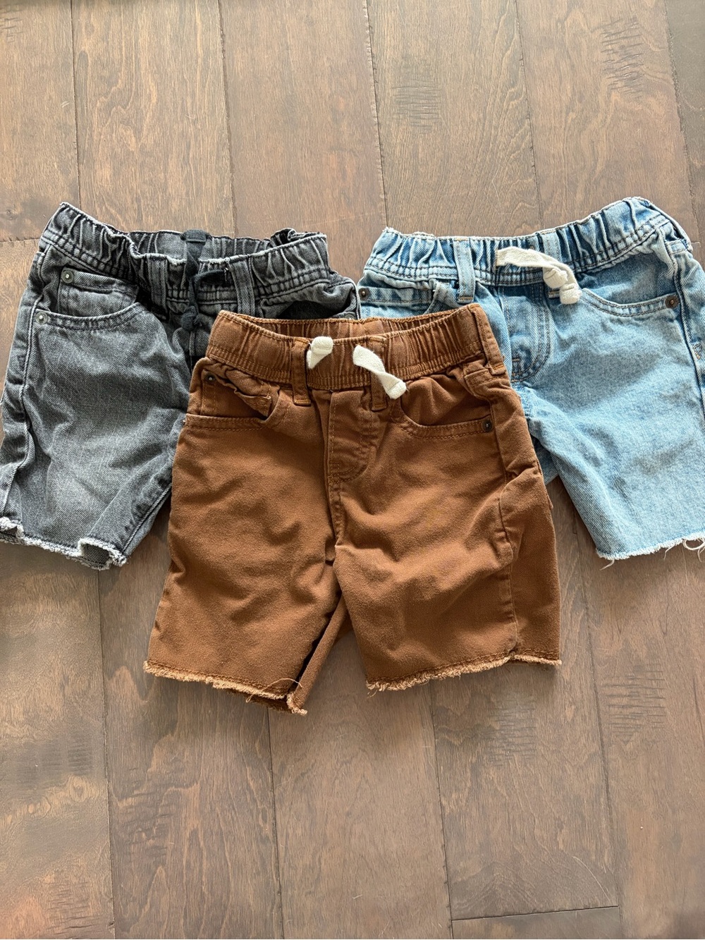 Bundle gap cut off shorts denim acid wash black brown 4t